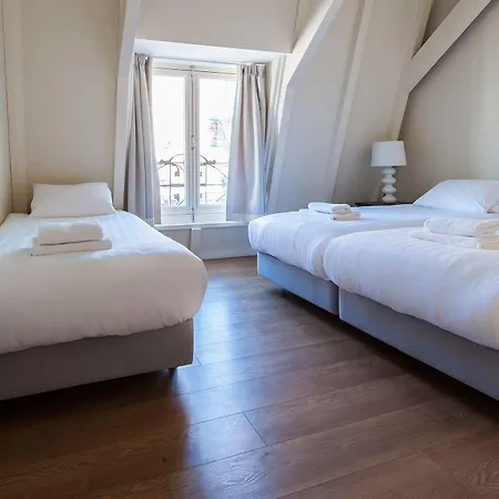 Short Group Leidse Square Center Serviced * 암스테르담